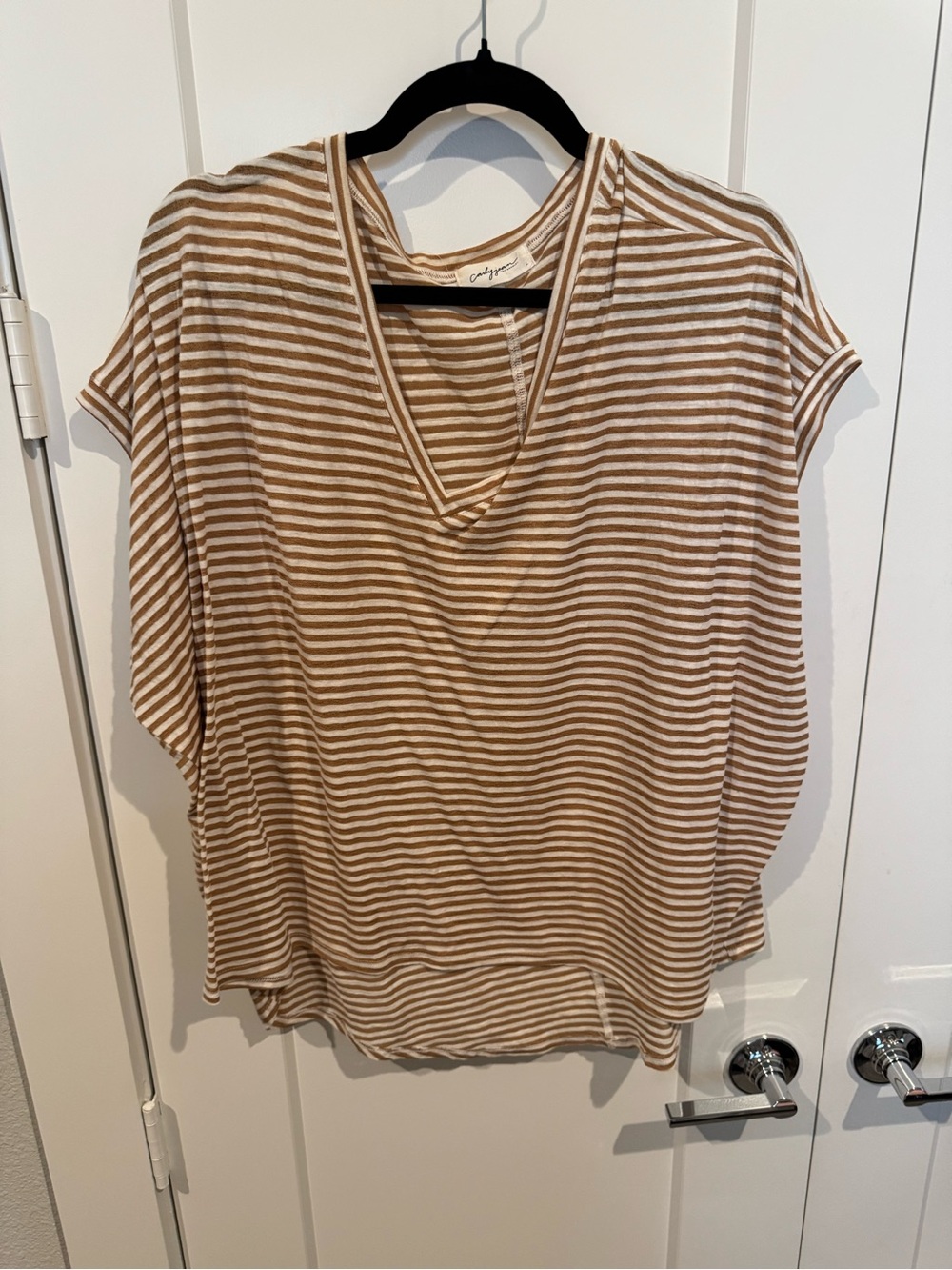 CJLA: Striped V-Neck Short Sleeve Top - Tan/White